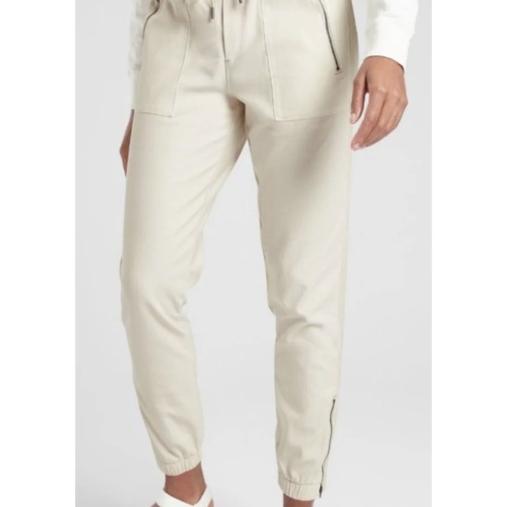 Athleta Farallon Jogger Pants Elastic Waist Zipper Pockets beige Ankle Zips Sz 6